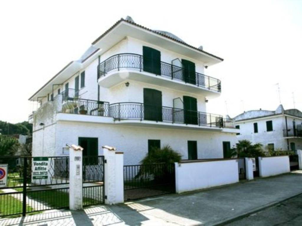 appartamento in vendita a Comacchio in zona Lido delle Nazioni