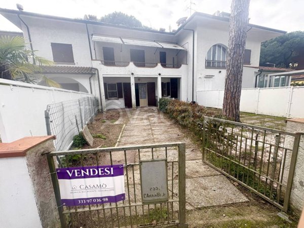 casa indipendente in vendita a Comacchio in zona Lido di Spina