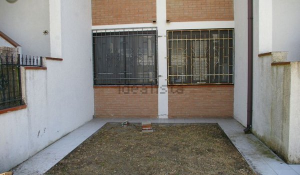 casa indipendente in vendita a Comacchio in zona Lido di Pomposa