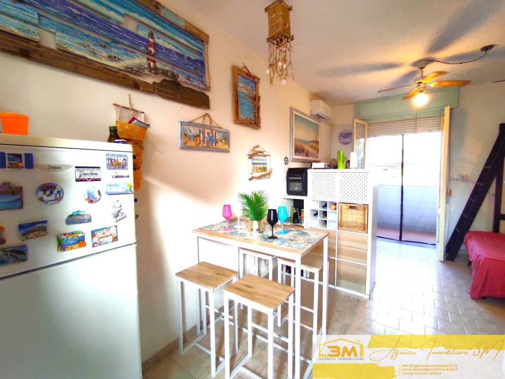 appartamento in vendita a Comacchio in zona Lido delle Nazioni