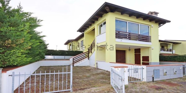 appartamento in vendita a Comacchio in zona Lido di Pomposa