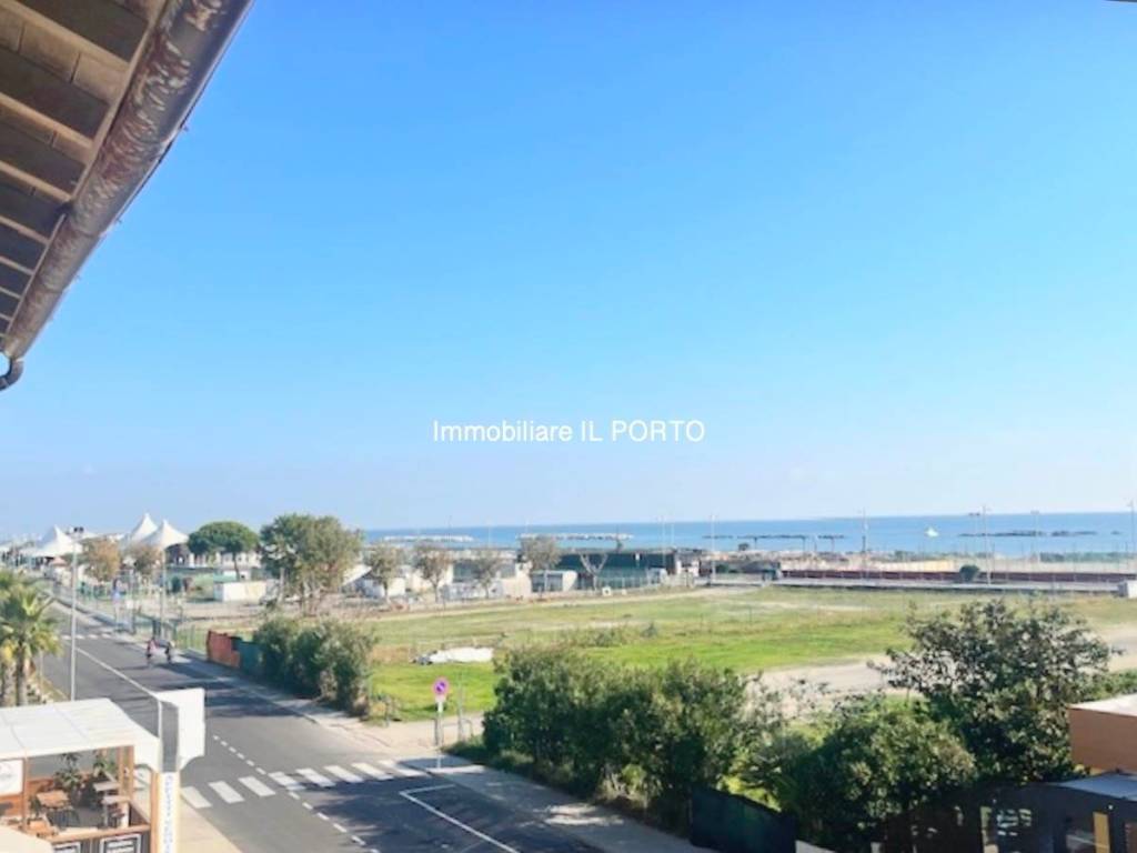 appartamento in vendita a Comacchio in zona Lido delle Nazioni