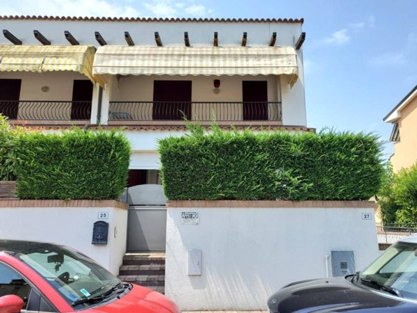 casa indipendente in vendita a Comacchio in zona Lido degli Estensi