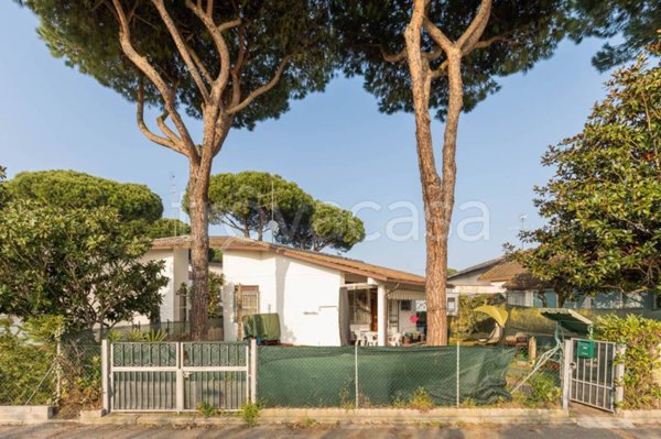 casa indipendente in vendita a Comacchio in zona Lido delle Nazioni