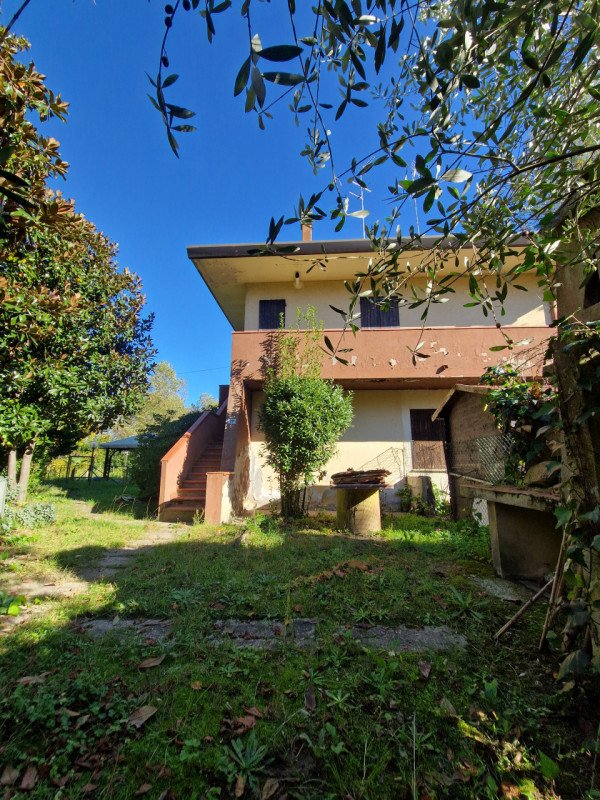 casa indipendente in vendita a Comacchio in zona Lido degli Scacchi