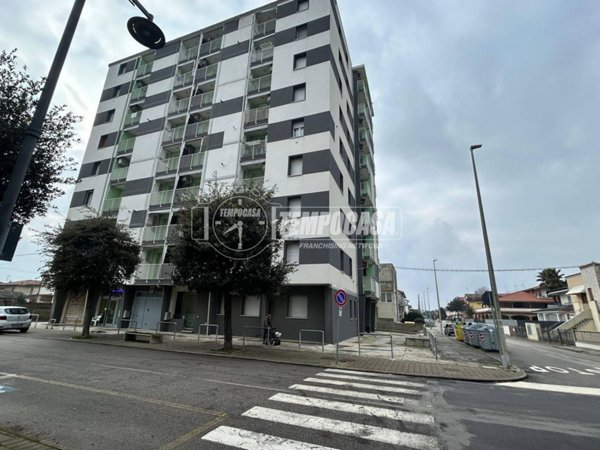 appartamento in vendita a Comacchio in zona Porto Garibaldi