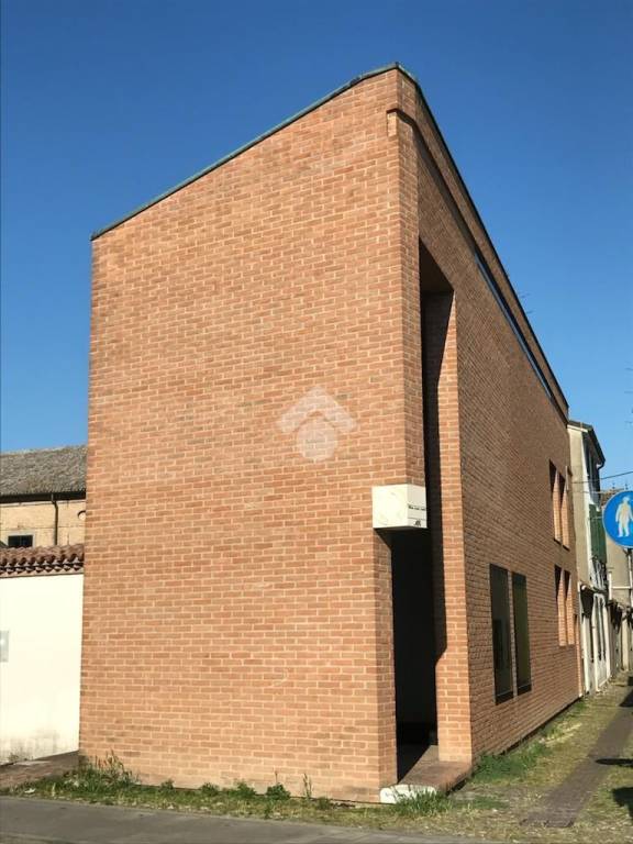 negozio in vendita a Comacchio