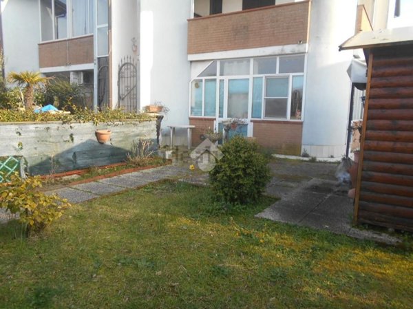 appartamento in vendita a Comacchio in zona Lido di Volano