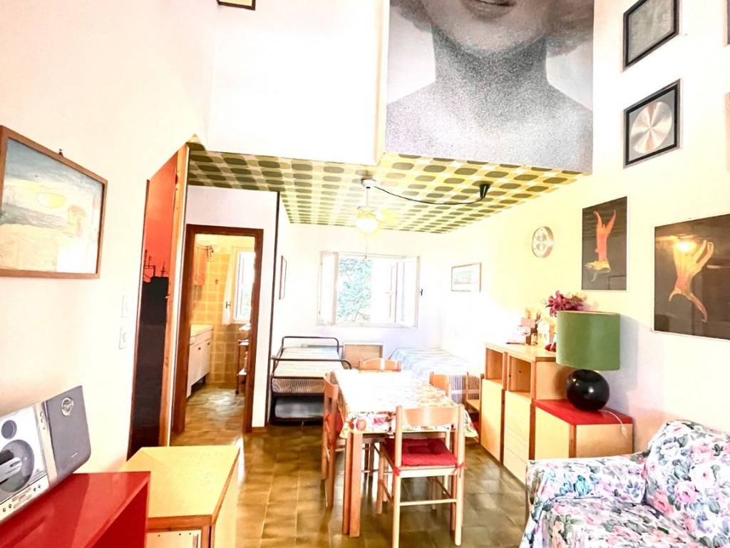 casa indipendente in vendita a Comacchio in zona Lido di Spina