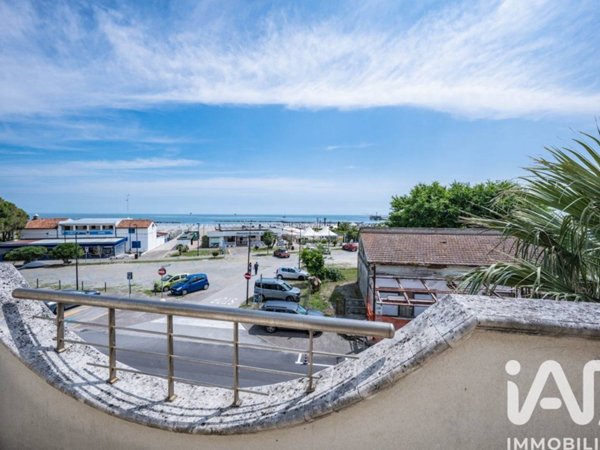 casa indipendente in vendita a Comacchio in zona Porto Garibaldi