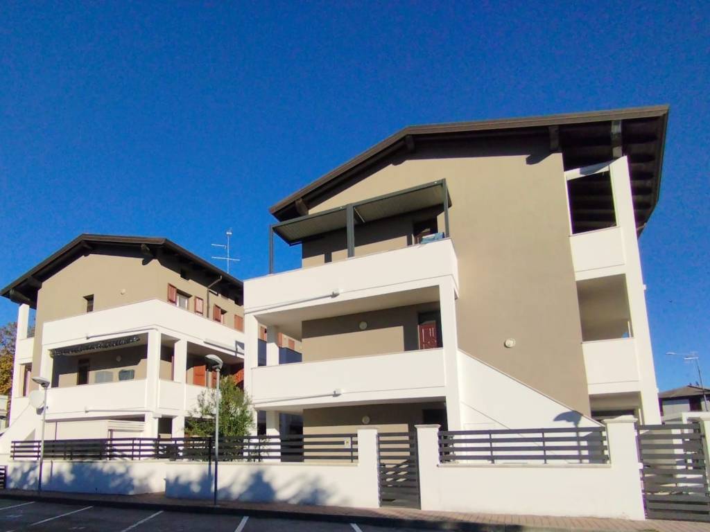 appartamento in vendita a Comacchio in zona Lido degli Estensi