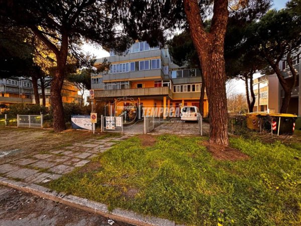 appartamento in vendita a Comacchio in zona Porto Garibaldi