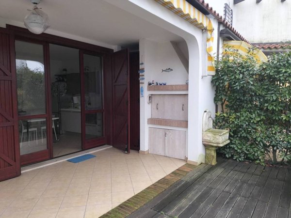 casa indipendente in vendita a Comacchio in zona Lido degli Estensi