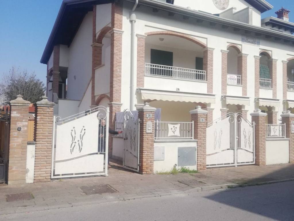 casa indipendente in vendita a Comacchio in zona Porto Garibaldi