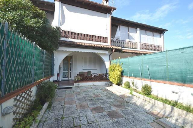 casa indipendente in vendita a Comacchio in zona Lido delle Nazioni