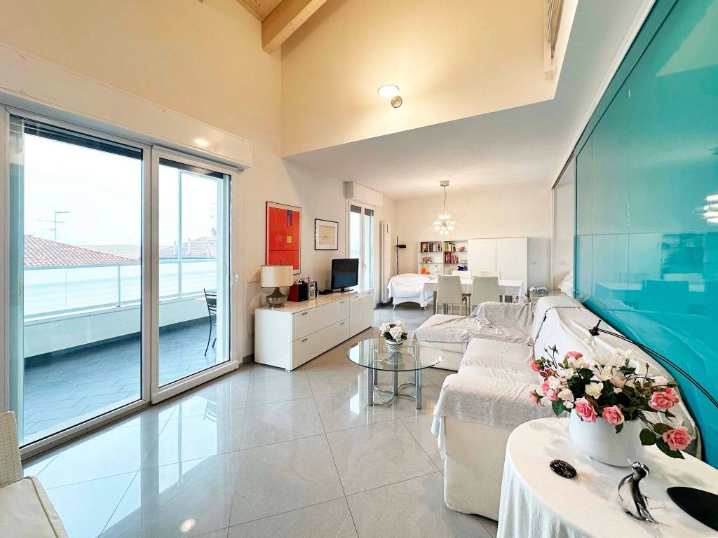 casa indipendente in vendita a Comacchio in zona Porto Garibaldi