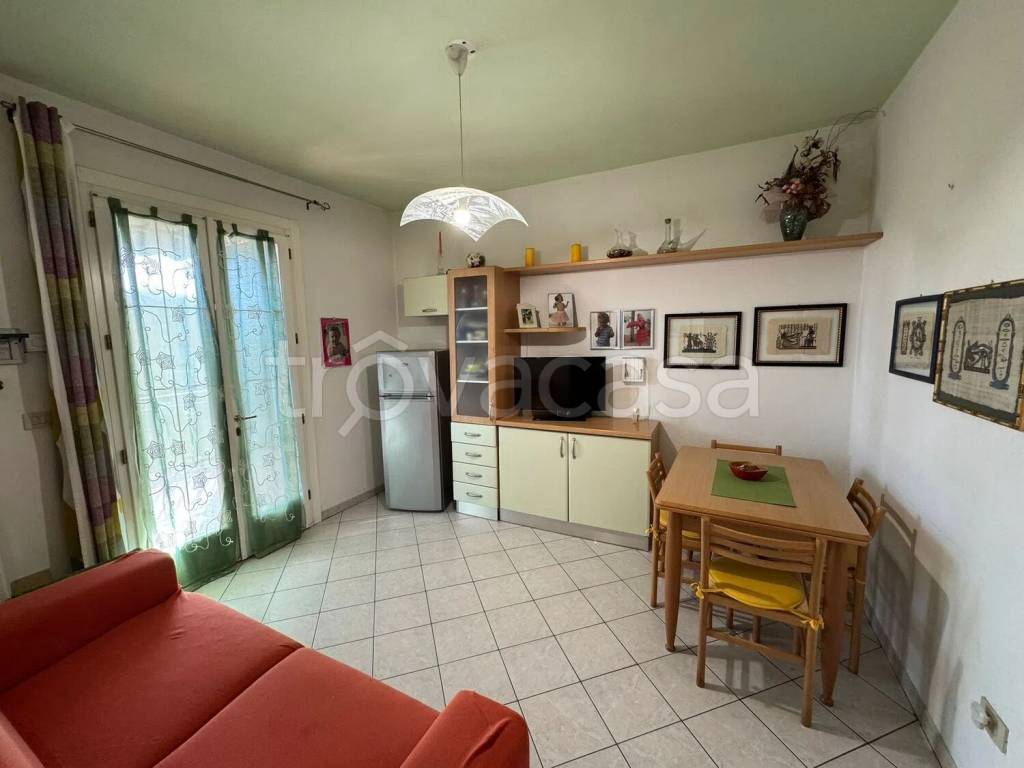appartamento in vendita a Comacchio in zona Lido degli Estensi