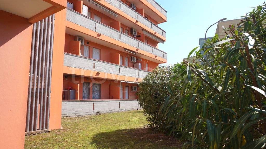 appartamento in vendita a Comacchio in zona Lido delle Nazioni