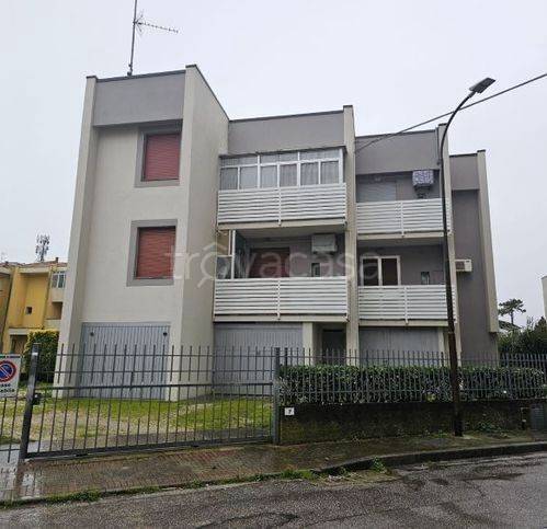 appartamento in vendita a Comacchio in zona Lido di Pomposa