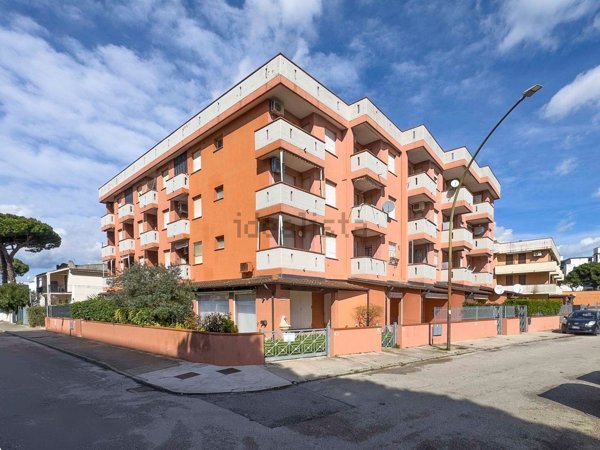 appartamento in vendita a Comacchio in zona Lido delle Nazioni