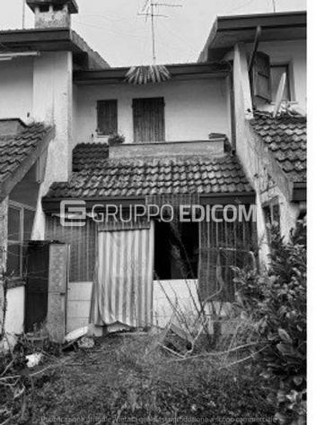 casa indipendente in vendita a Comacchio in zona Lido degli Scacchi