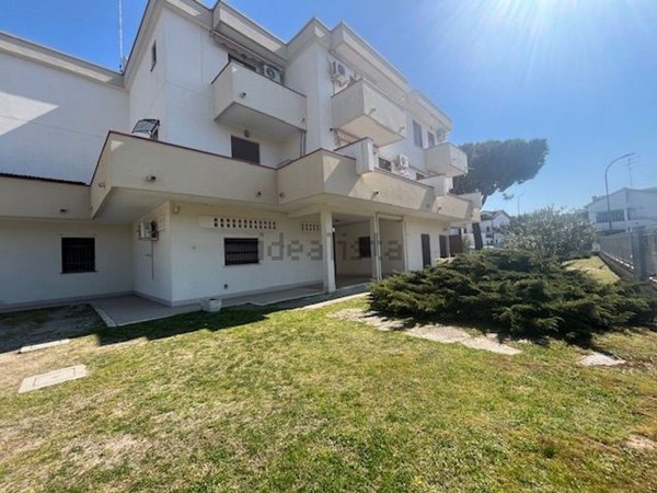 appartamento in vendita a Comacchio in zona Lido di Pomposa