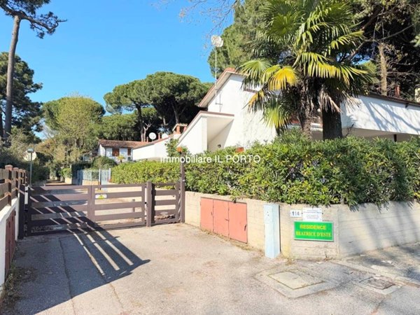 casa indipendente in vendita a Comacchio in zona Lido degli Estensi