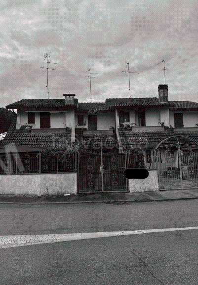 casa indipendente in vendita a Comacchio in zona San Giuseppe