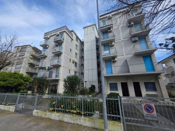 appartamento in vendita a Comacchio in zona Lido degli Estensi