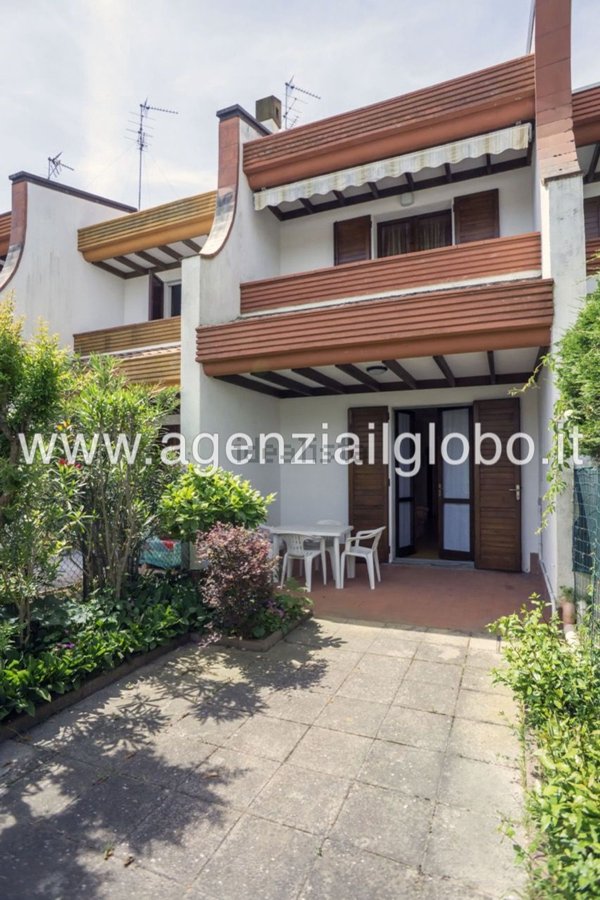 casa indipendente in vendita a Comacchio in zona Lido delle Nazioni