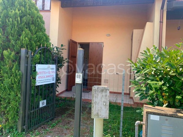casa indipendente in vendita a Comacchio in zona Lido delle Nazioni
