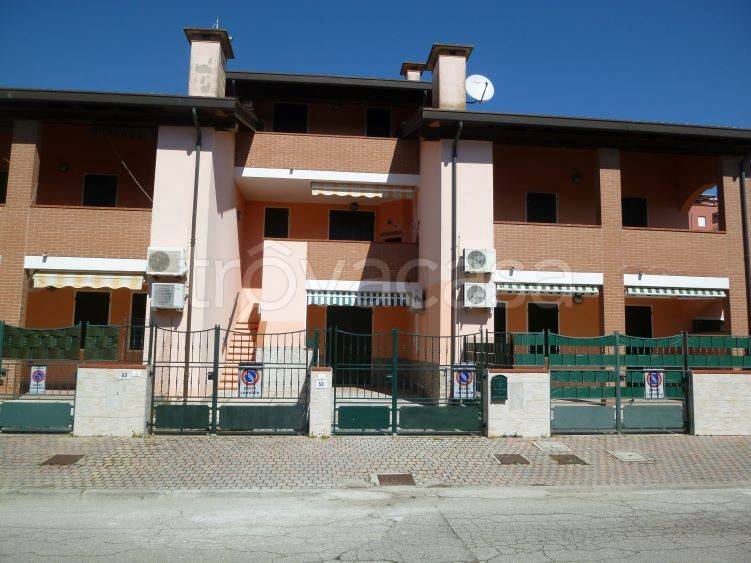 casa indipendente in vendita a Comacchio in zona Lido di Pomposa