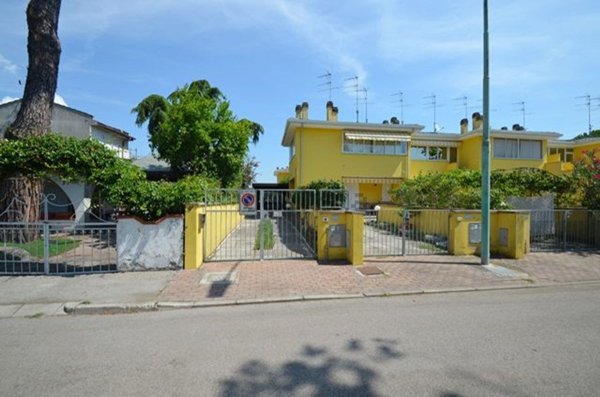 casa indipendente in vendita a Comacchio in zona Lido di Volano