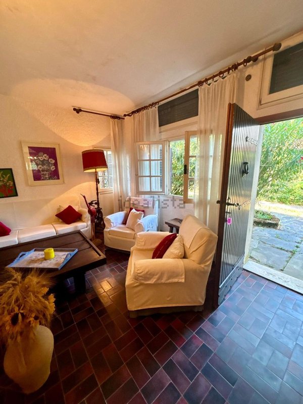 casa indipendente in vendita a Comacchio in zona Lido di Spina