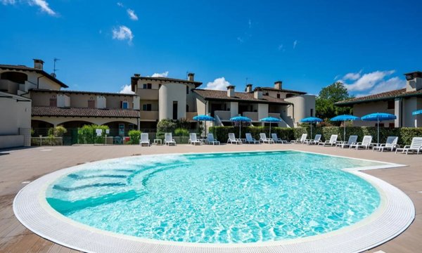 casa indipendente in vendita a Comacchio in zona Lido delle Nazioni