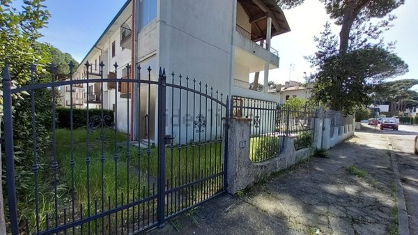 casa indipendente in vendita a Comacchio in zona Lido di Spina
