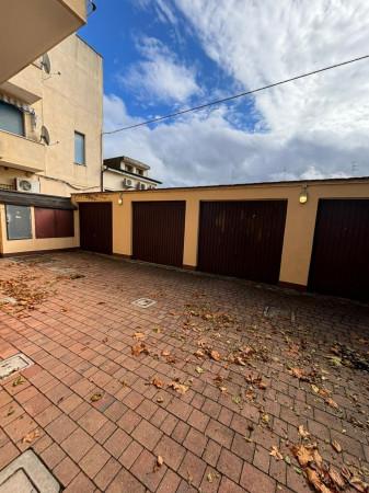 negozio in vendita a Comacchio in zona Porto Garibaldi