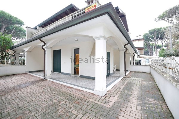 casa indipendente in vendita a Comacchio in zona Lido di Spina