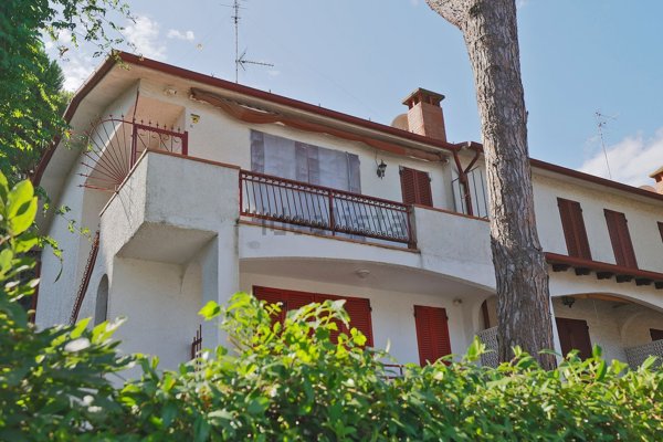 casa indipendente in vendita a Comacchio in zona Lido di Spina