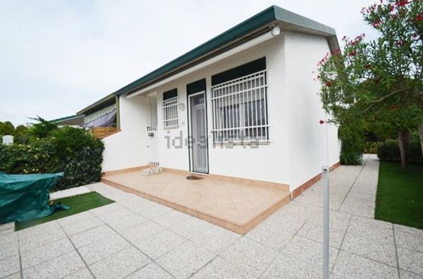 casa indipendente in vendita a Comacchio in zona Lido delle Nazioni