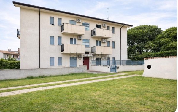 appartamento in vendita a Comacchio in zona Lido degli Scacchi