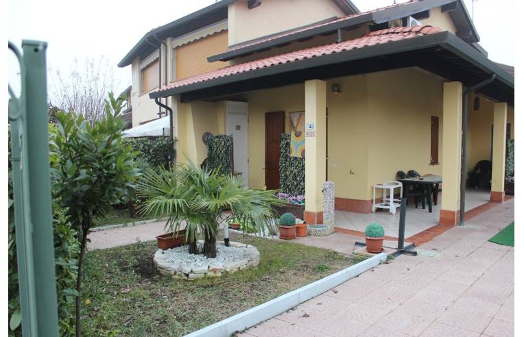 casa indipendente in vendita a Comacchio in zona Lido delle Nazioni
