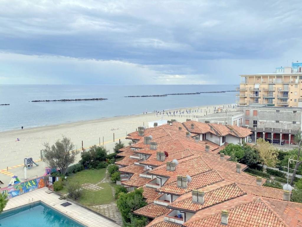 appartamento in vendita a Comacchio in zona Lido degli Scacchi