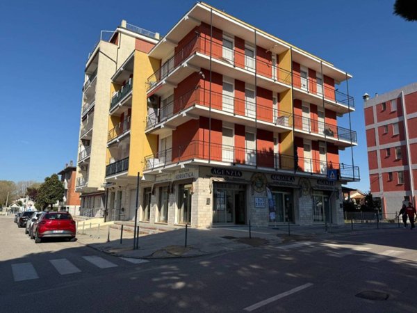 appartamento in vendita a Comacchio in zona Lido degli Scacchi