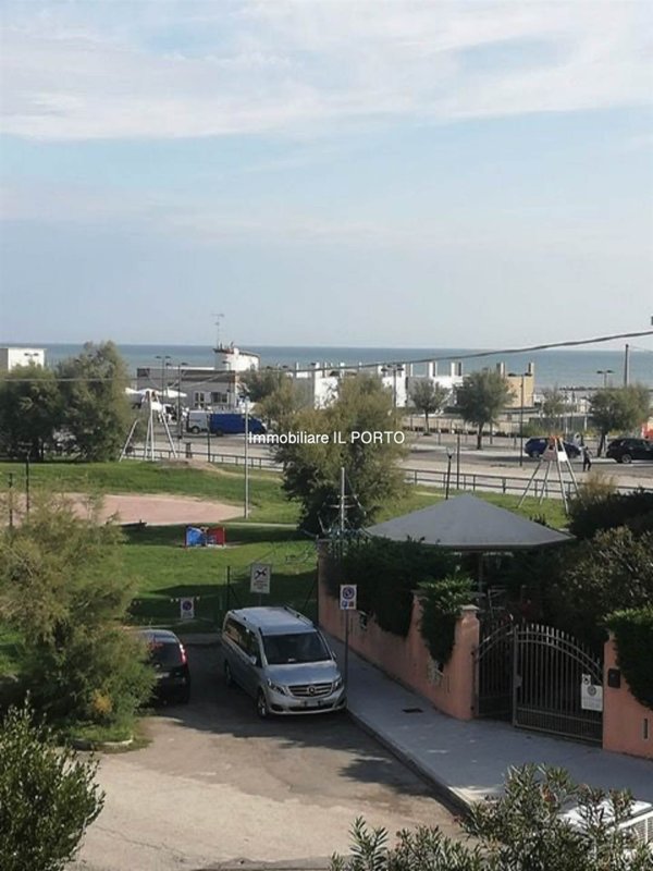 appartamento in vendita a Comacchio in zona Porto Garibaldi