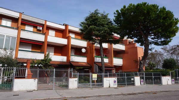 casa indipendente in vendita a Comacchio in zona Lido delle Nazioni