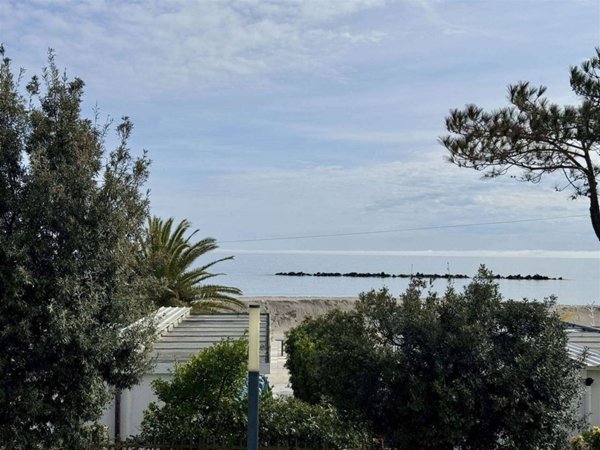 appartamento in vendita a Comacchio in zona Lido di Pomposa