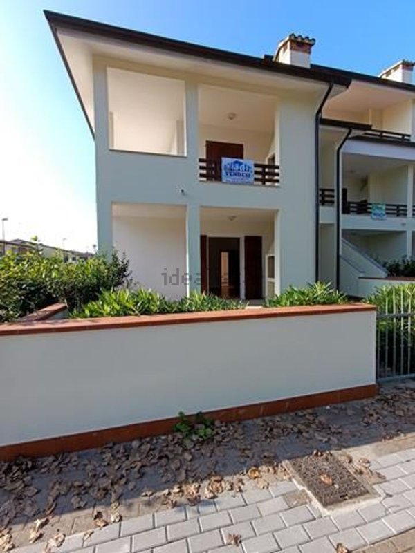 casa indipendente in vendita a Comacchio in zona Lido degli Scacchi