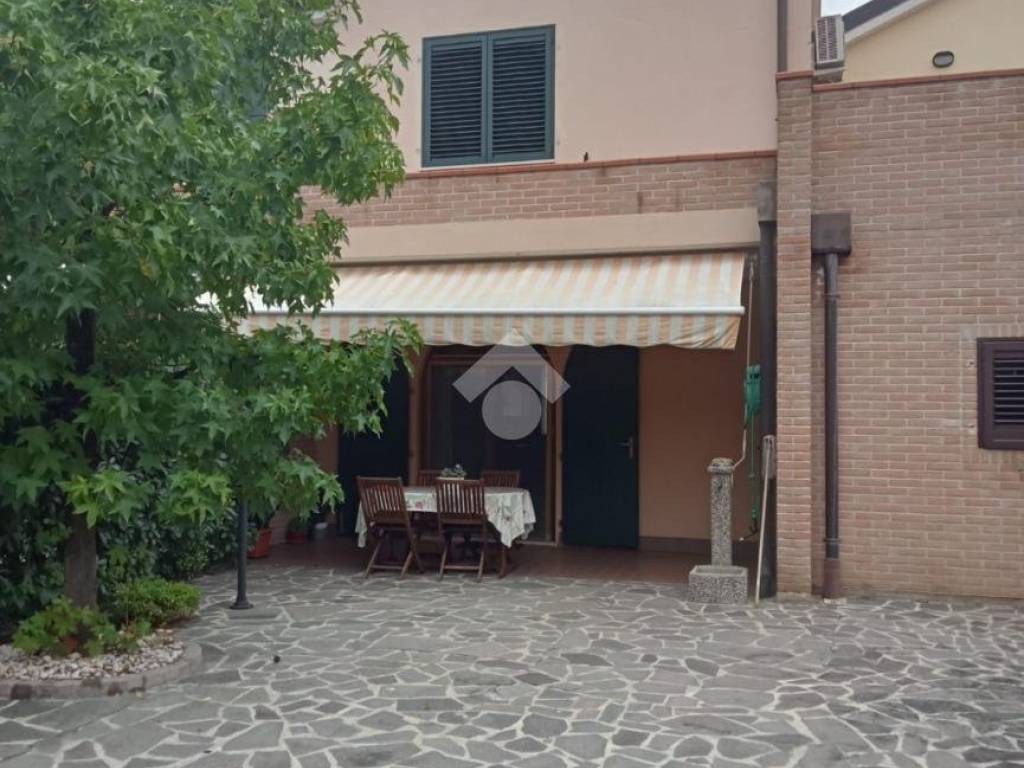 casa indipendente in vendita a Comacchio