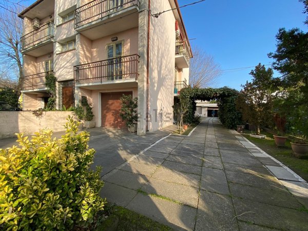casa indipendente in vendita a Comacchio in zona San Giuseppe